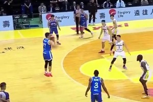 这种投篮姿势是怎么练出来的？